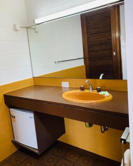 Caledonian Hotel Motel, Hamilton, Australia