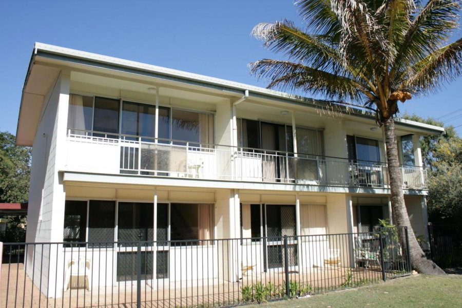 Pippies Beachhouse Backpackers, Rainbow Beach, Australia