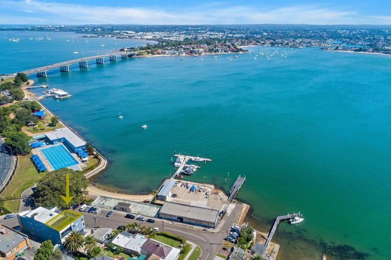 Monterey Guest Studio near Hospitals, Beach and Airport, Australia