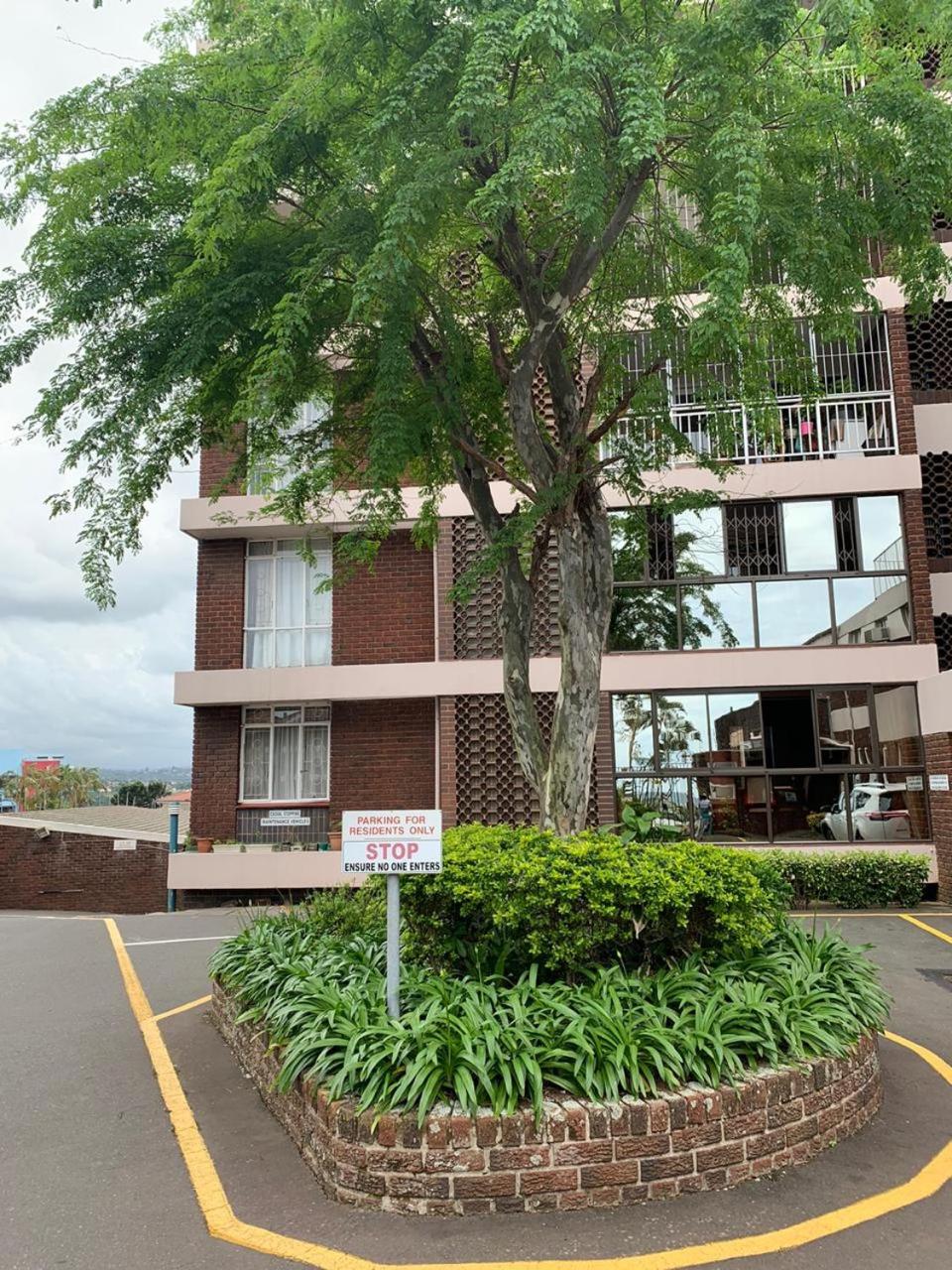 Hotel · Musgrave Seafern, Durban