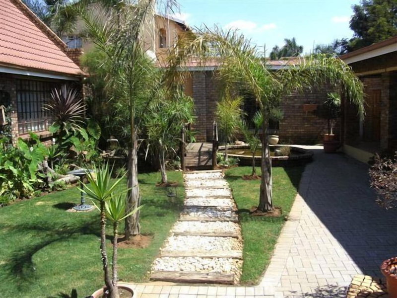 Kalahari Guest House, Emalahleni, South Africa