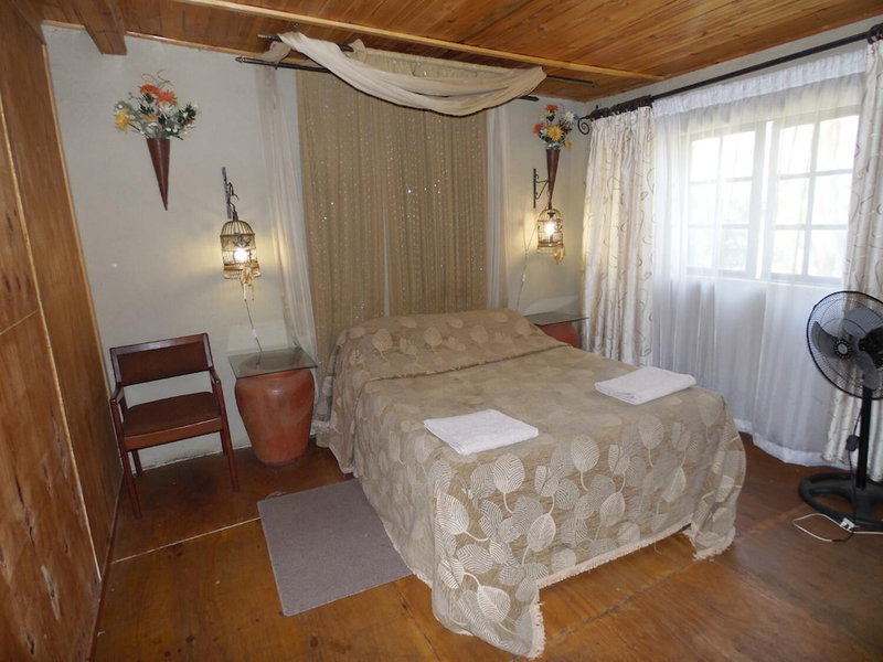 Hazyview Country Cottages, Mbombela, South Africa