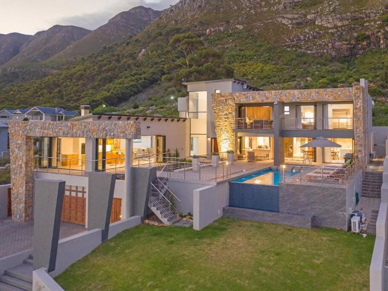 Waterstone Villa, Hermanus, South Africa
