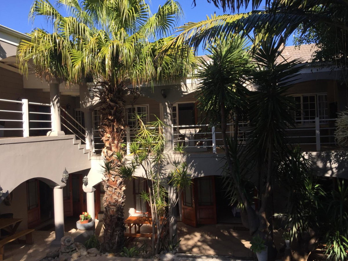Knysna N2 Lodge, South Africa