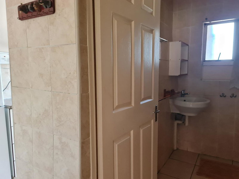 Bluff Accommodation Aybriden Self-Catering, Durban, South Africa