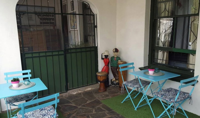 Stumble Inn Backpackers Lodge, Stellenbosch, South Africa