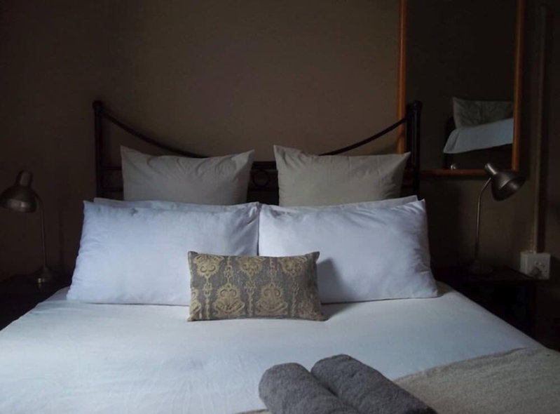 Stumble Inn Backpackers Lodge, Stellenbosch, South Africa