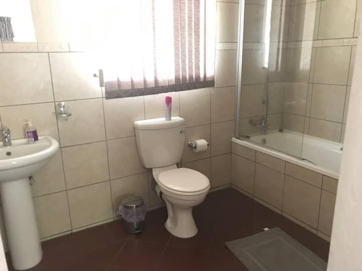 Private and cozy, Sandton, South Africa