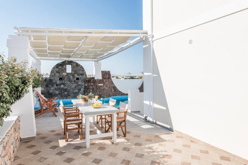 Secret Earth Villas - Santorini, Kamari, Greece