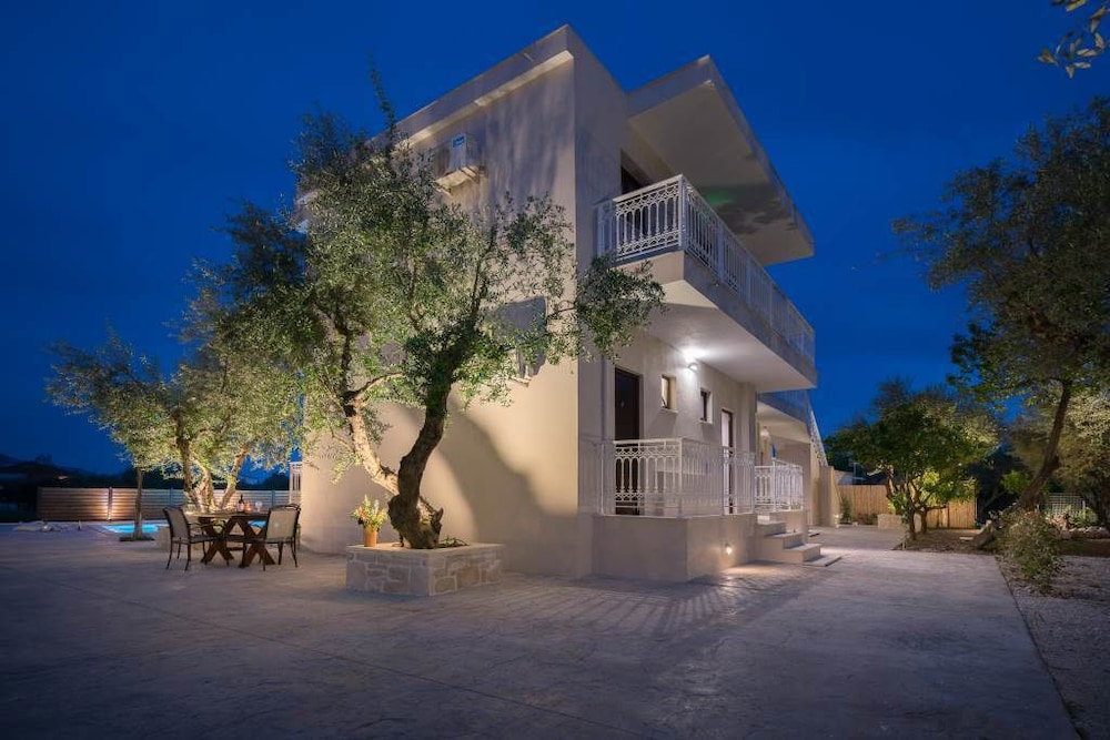 Memories Apartments, Greece