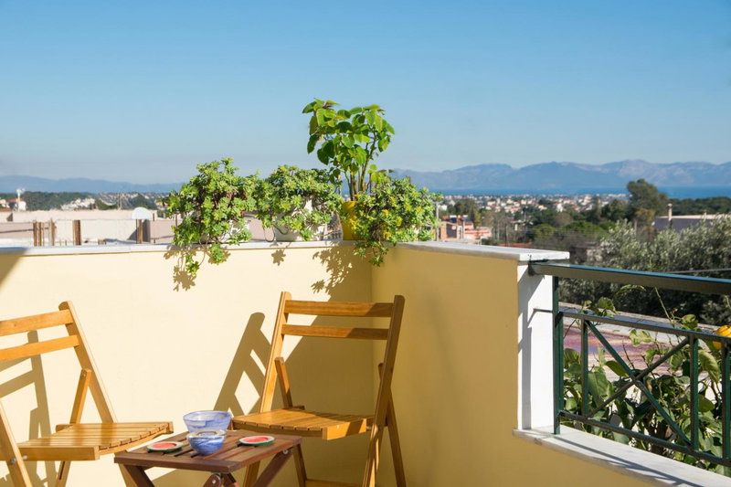 Betty'S Air+port Sea Apartment, Artemida, Greece