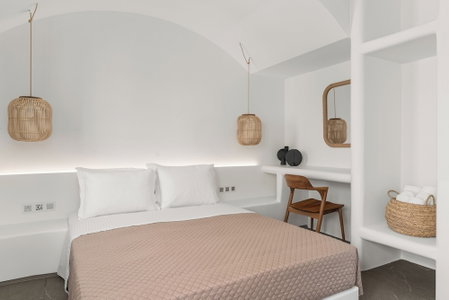 Mr & Mrs White Paros Suites & More, Paros, Greece