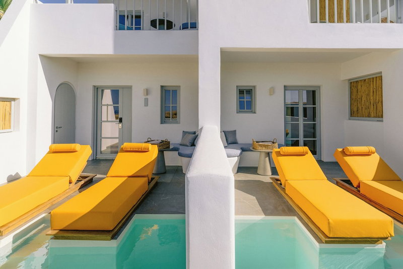 Mr & Mrs White Paros Suites & More, Paros, Greece
