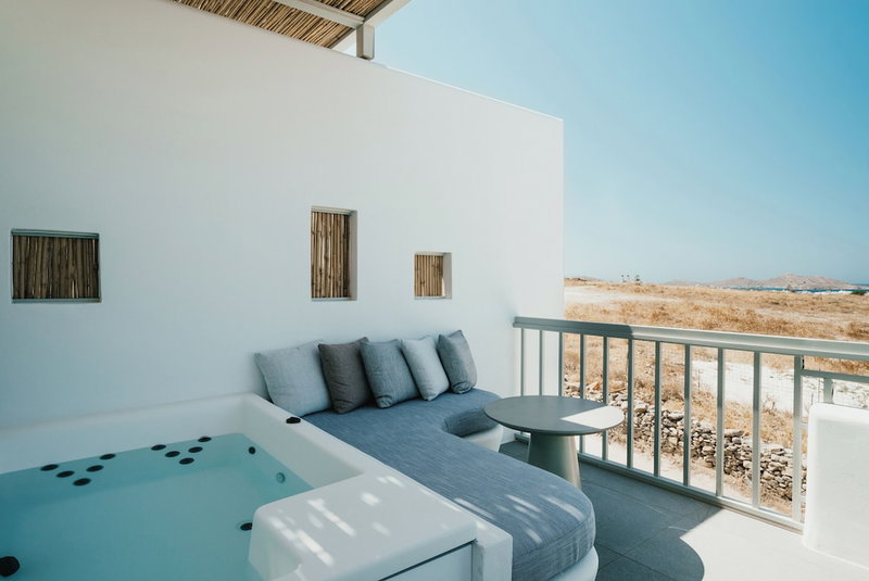 Mr & Mrs White Paros Suites & More, Paros, Greece