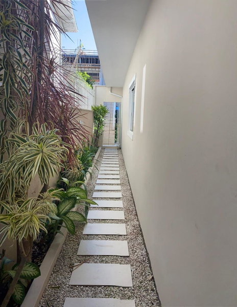 AP frente à praça bem localizado, São José, Brazil