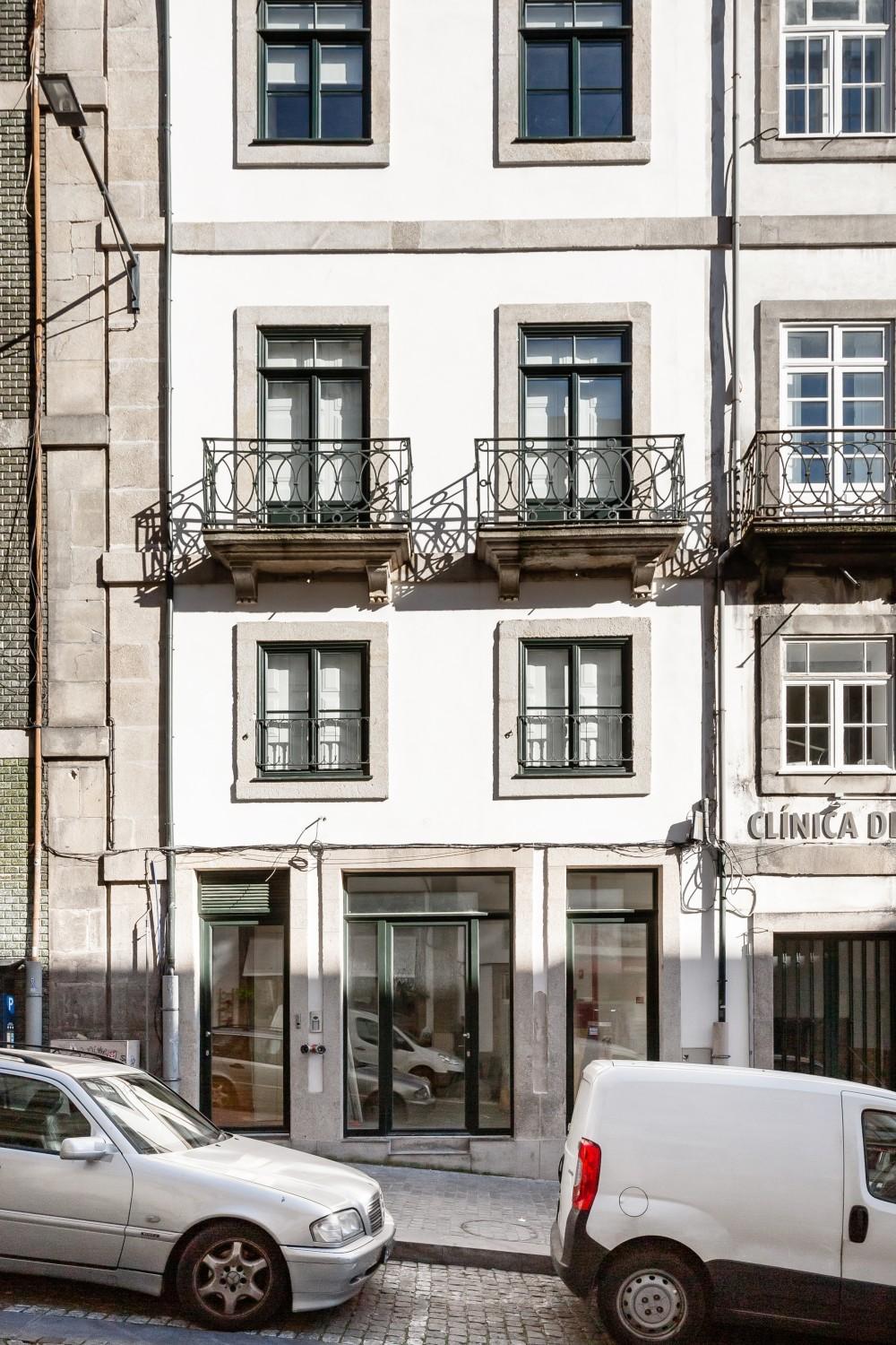 Loft 72, Portugal