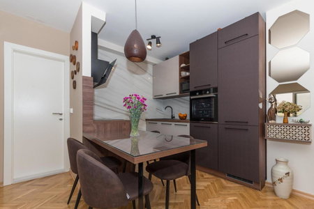 Chic apartment Zoja near beach with free parking, Makarska, Croatia
