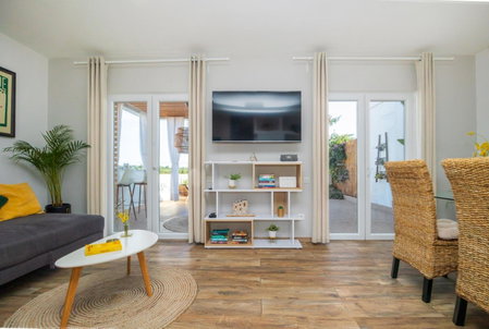 Villa Oasis with private pool, Milna, Croatia