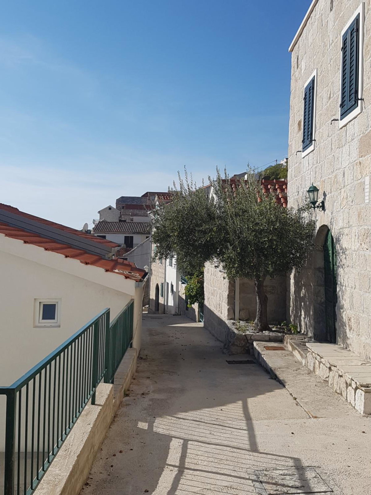 Hotel · Waterview apartments (Tui Apartment), Mimice