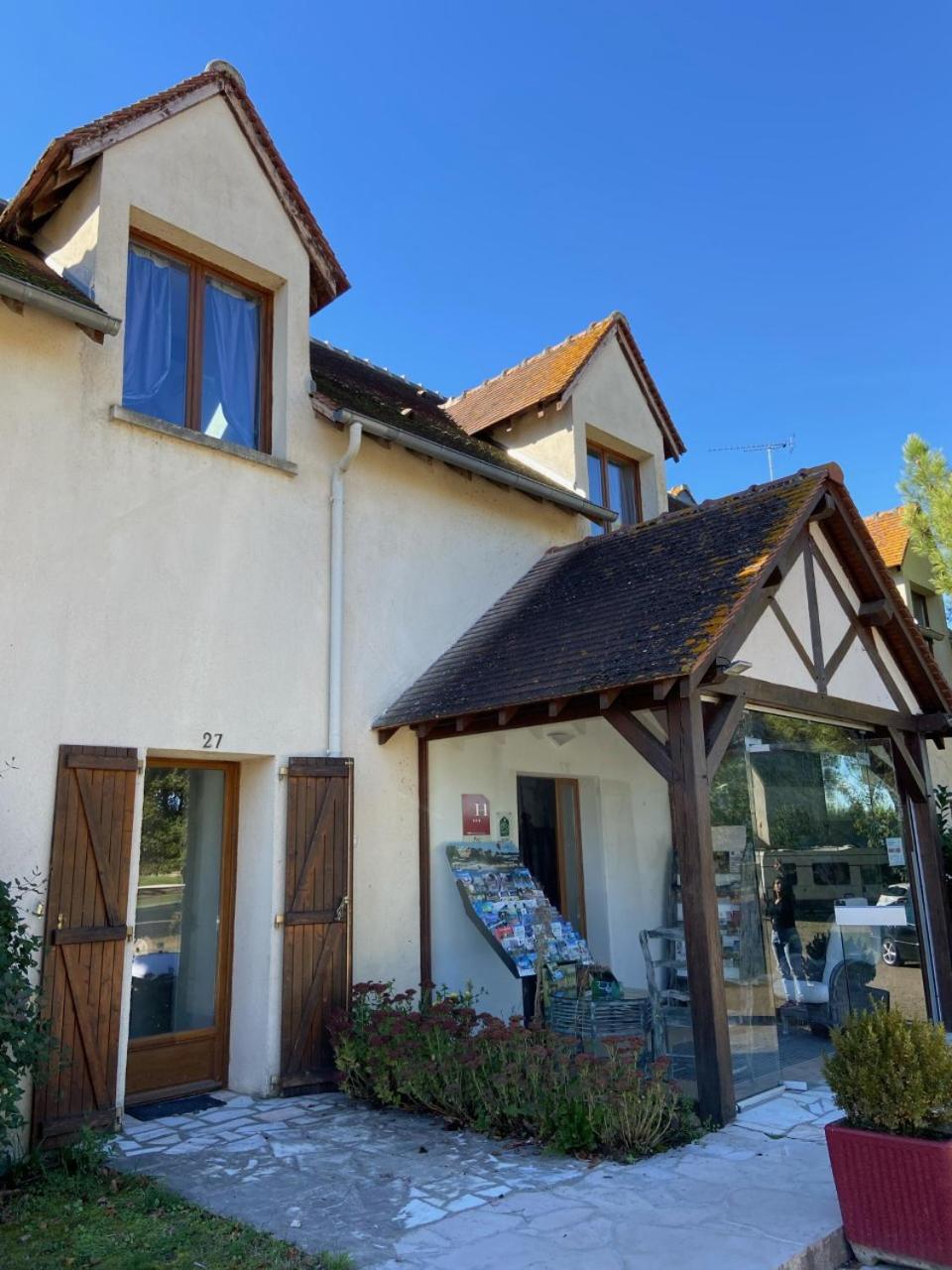 Hotel · Golf Hotel de la Carte, Chouzy-sur-Cisse