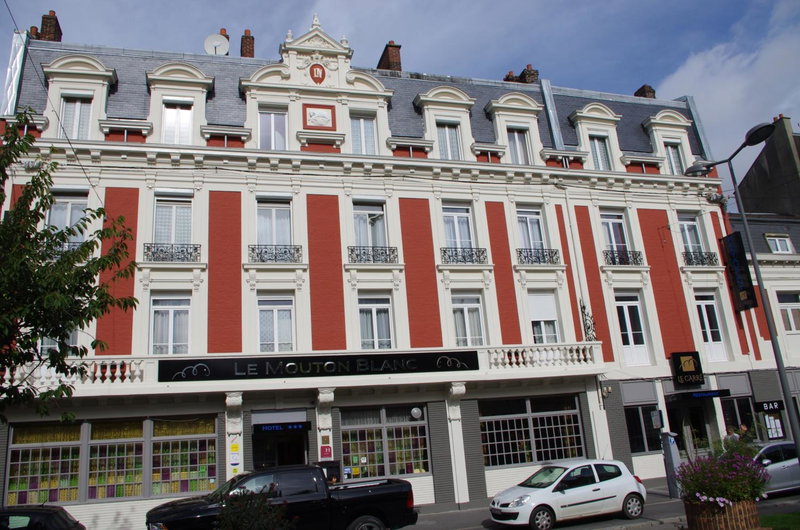 Logis Hôtel & Restaurant - Le Mouton Blanc, Cambrai, France