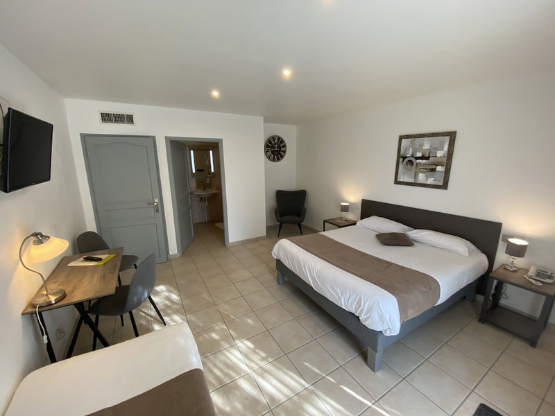 Logis Hôtel l'Oliveraie, Cognac, France