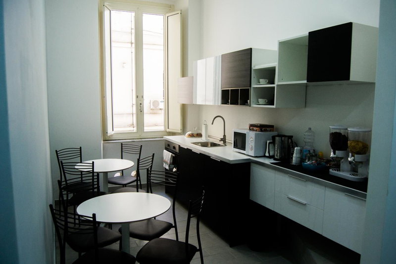 Civico 7, Naples, Italy