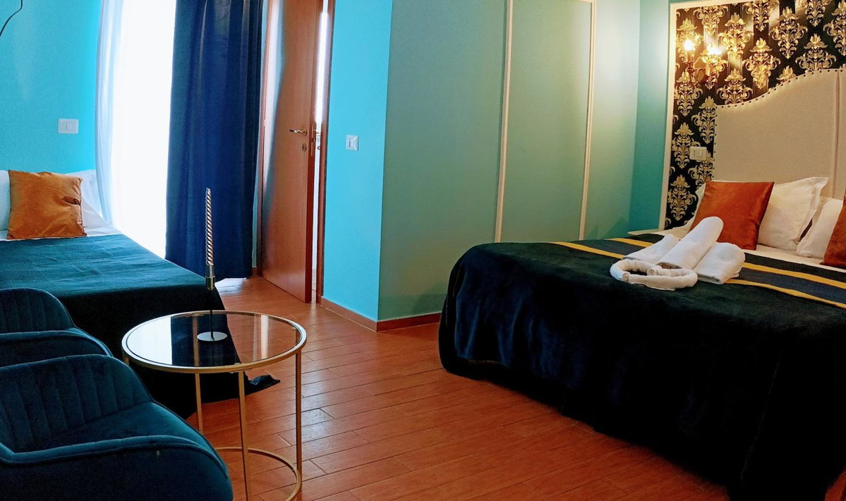 Hotel magnolia 1000 mt dal casello, Italy