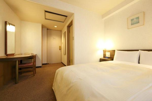 Urban Hotel Twins Chofu, Chofu, Japan