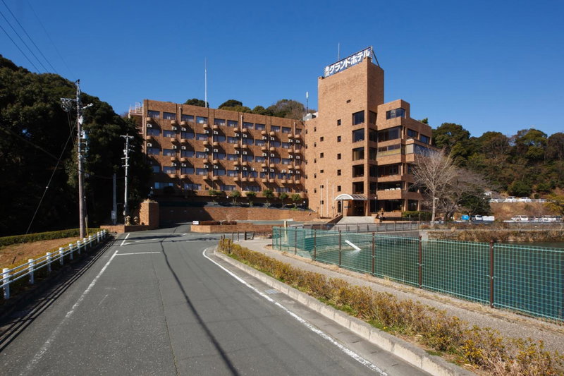 Toyokawa Grand Hotel, Toyokawa, Japan