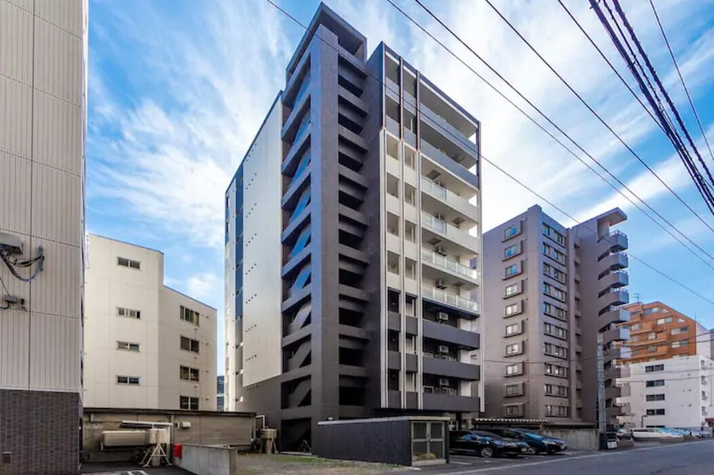 Edifice, Japan