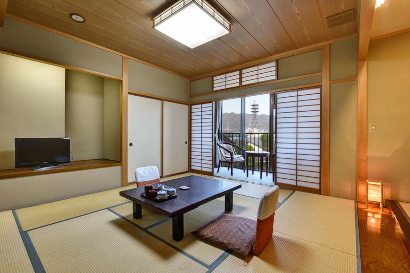 Rakusuien, Kofu, Japan