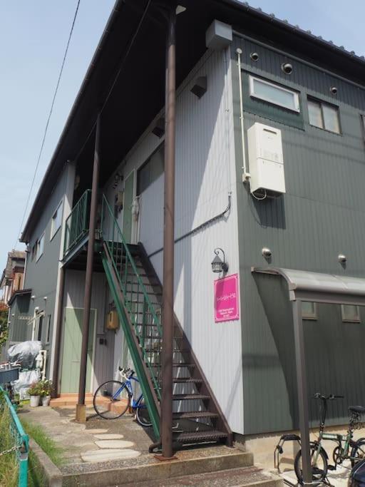 Harbour Inn & Suites 202, Japan