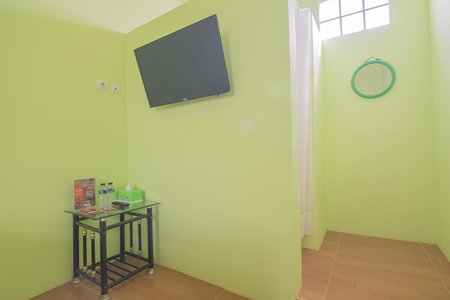 RedDoorz Syariah near Museum Wisma Karya Subang, Subang, Indonesia
