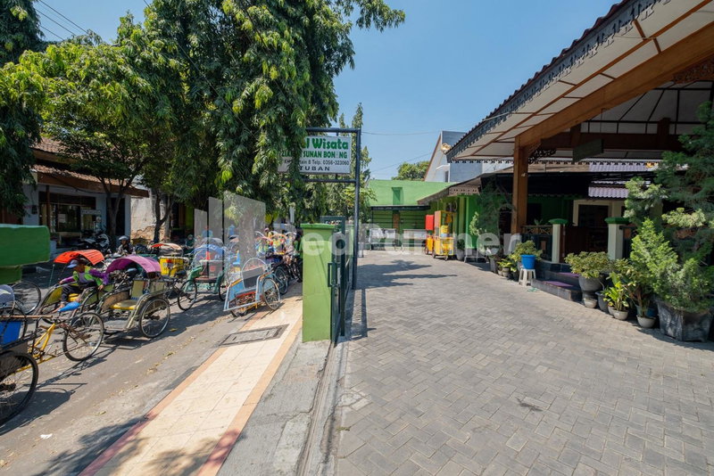 Hotel Wisata Ziarah Sunan Bonang Syariah Mitra RedDoorz, Tuban, Indonesia