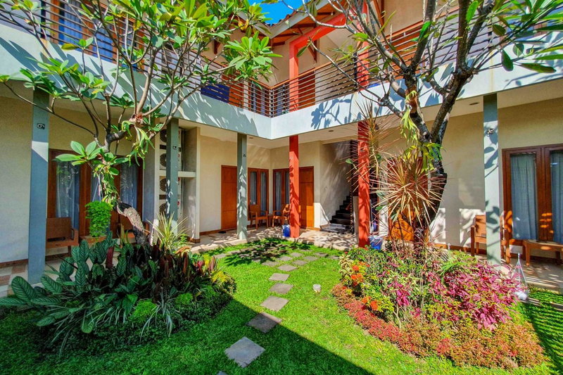 Rumah Eyang Tardjo Syariah Mitra RedDoorz, Sukoharjo, Indonesia