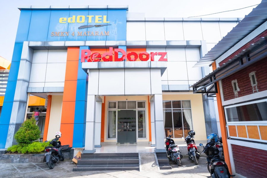 RedDoorz @ Jalan Pendidikan Mataram, Tanjungkarang, Indonesia