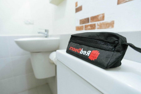 RedDoorz @ Jalan Pendidikan Mataram, Tanjungkarang, Indonesia