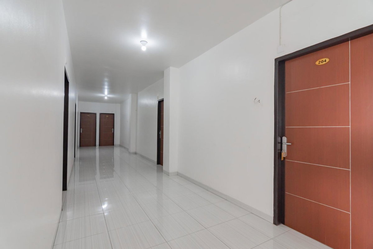 RedDoorz at Vall Guest House Balikpapan, Indonesia