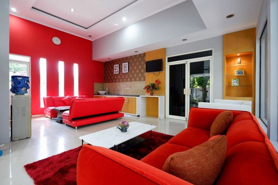 RedDoorz near Solo Square 3, Bonorejo, Indonesia