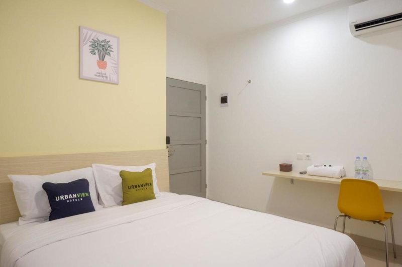 Urbanview Hotel MS Rooms Inn Simpang Lima, Jomblang, Indonesia