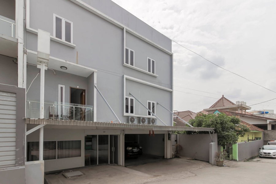 RedDoorz near Siloam Hospital Palembang, Palembang, Indonesia