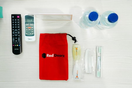 RedDoorz Near Gajah Mada Street Semarang, Semarang, Indonesia