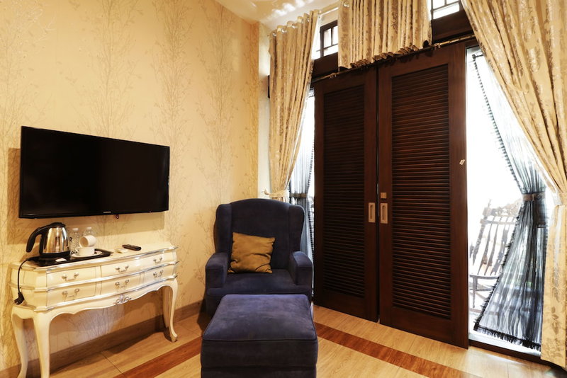 The Victoria Luxurious Guesthouse, Bandung, Indonesia