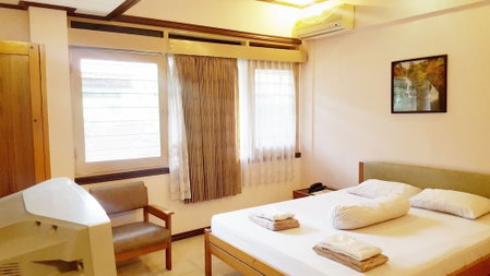 Pondok Asri Family Guest House, Surabaya, Indonesia