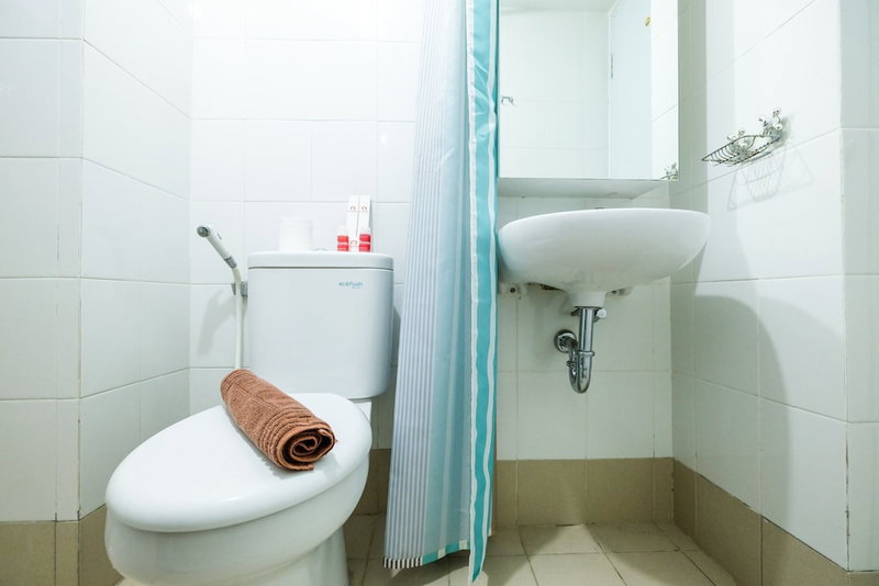 Modern And Comfy 3BR Bassura City Apartment, Jakarta, Indonesia