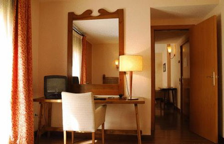Hotel Pirineos, Castejón de Sos, Spain