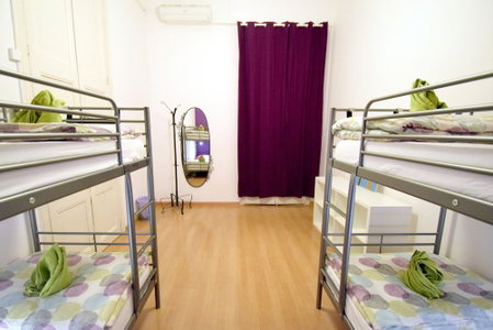 Fabrizzio's Petit - Hostel, Barcelona, Spain