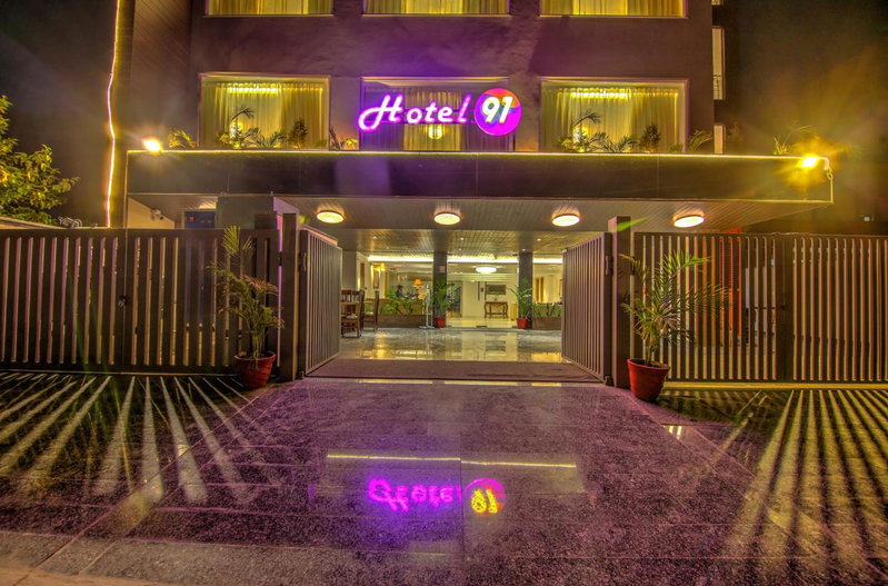 Hotel 91 Huda City Centre, Gurgaon, India