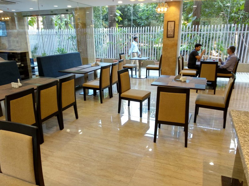 Hotel Mumbai House Andheri East, Mumbai, Mumbai, India